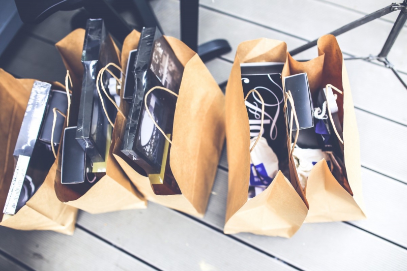 magasin-STE ANASTASIE SUR ISSOLE-min_shop_shopping_bags_gift_brown_blank_market_product-722676