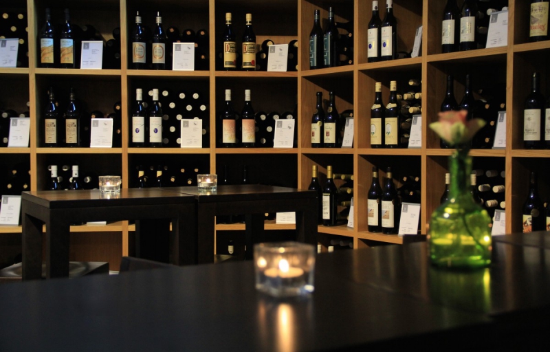 magasin-STE ANASTASIE SUR ISSOLE-min_wine_vinorama_wine_bottle_cellar_red_wine_wines_storage_wine_rack-1077047